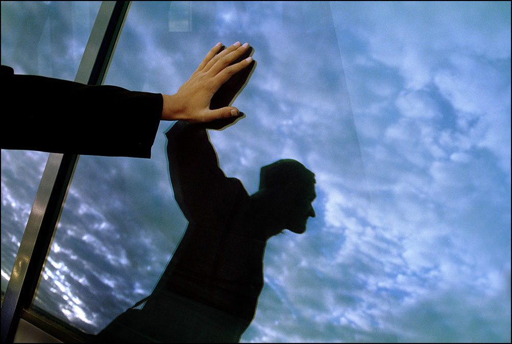 Это постановочный кадр.