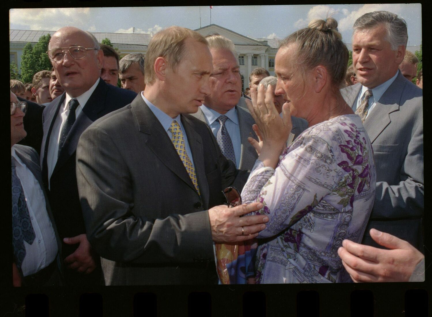Артем Чернов. Портфолио. Путин в 2000 году. Без названия